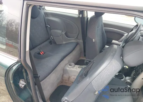 2004 Mini Cooper из США, поврежденный, VIN WMWRC334X4TJ57079